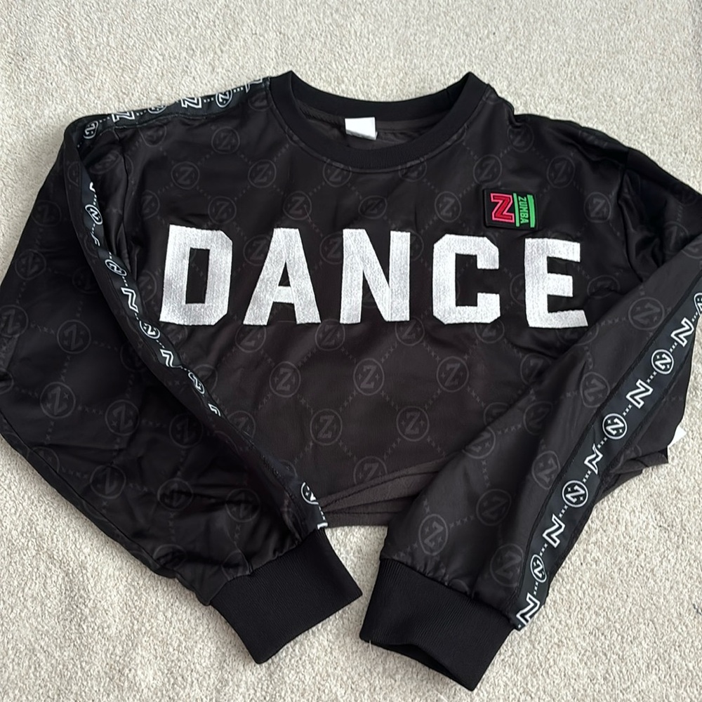 Size XS Zumba Dance Cropped Sweatshirt in Black